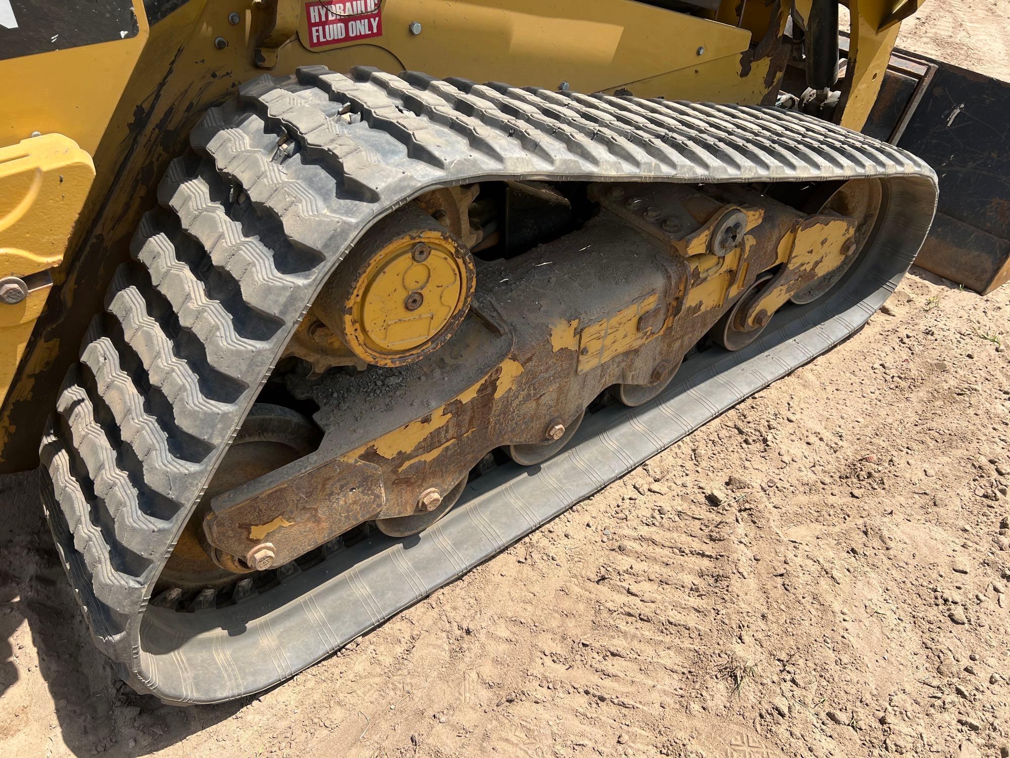 2018 CATERPILLAR 259D SKID STEER