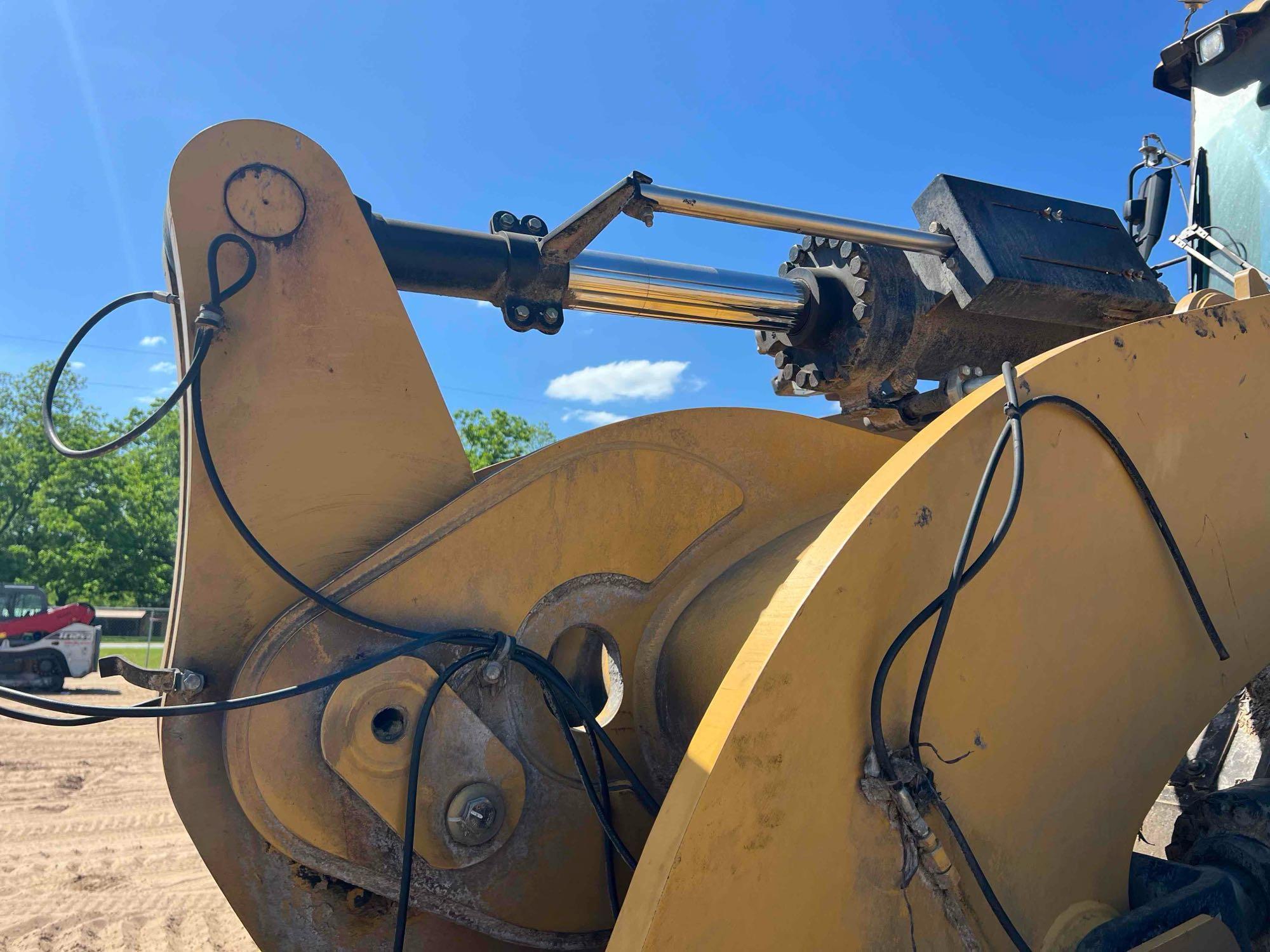 2021 CATERPILLAR 950GC RUBBER TIRE LOADER