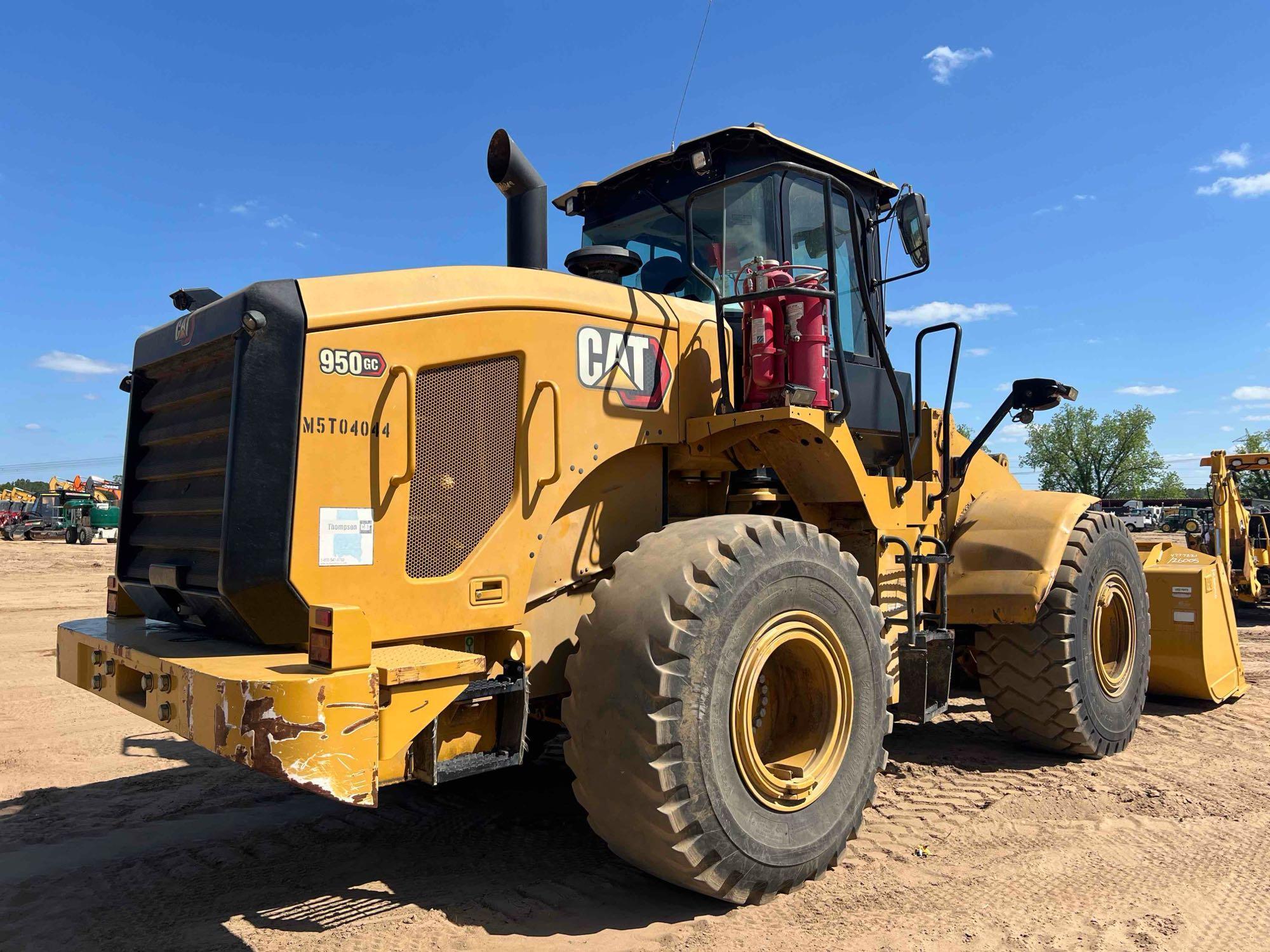 2021 CATERPILLAR 950GC RUBBER TIRE LOADER