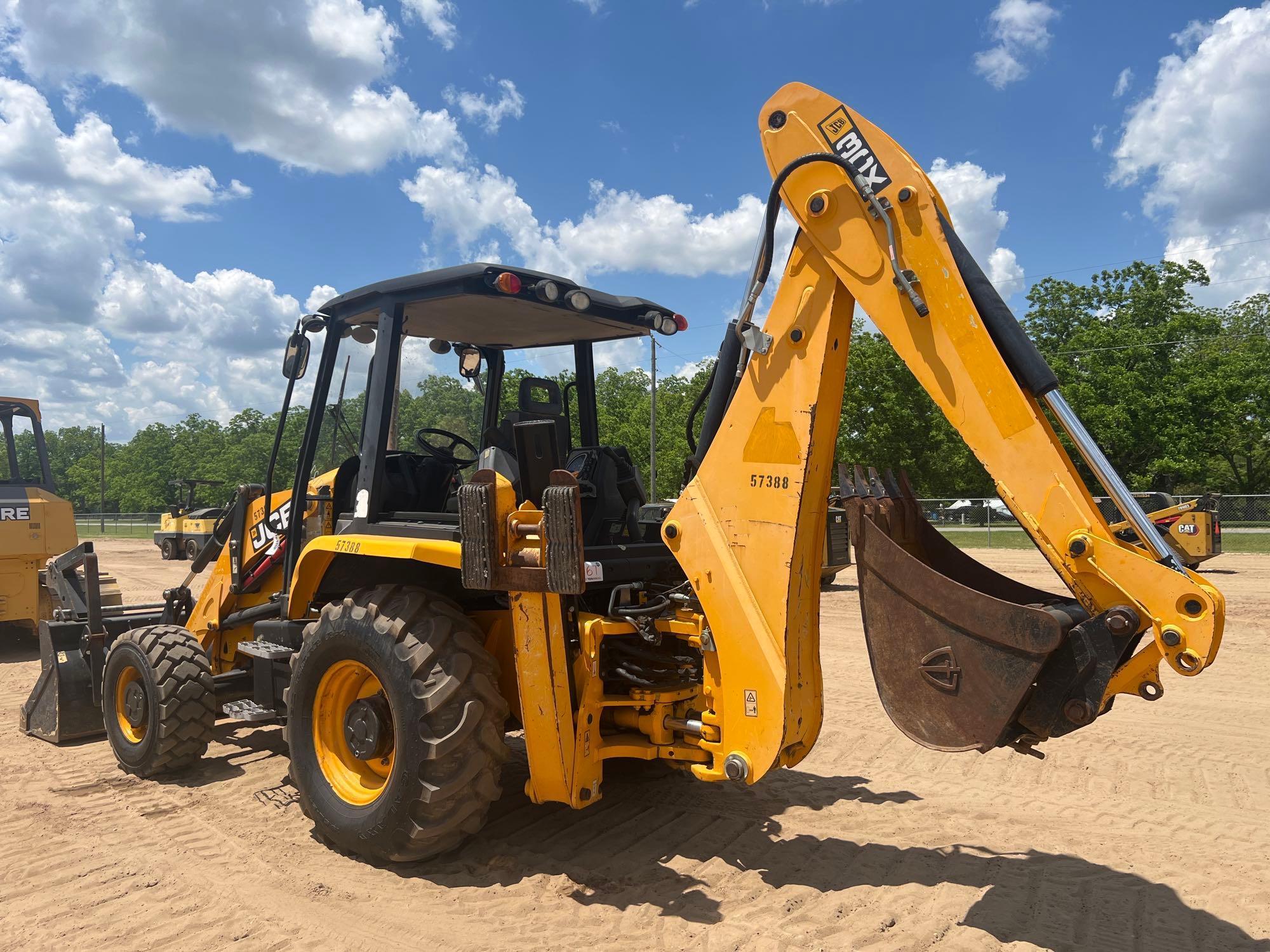 2020 JCB 3CX BACKHOE