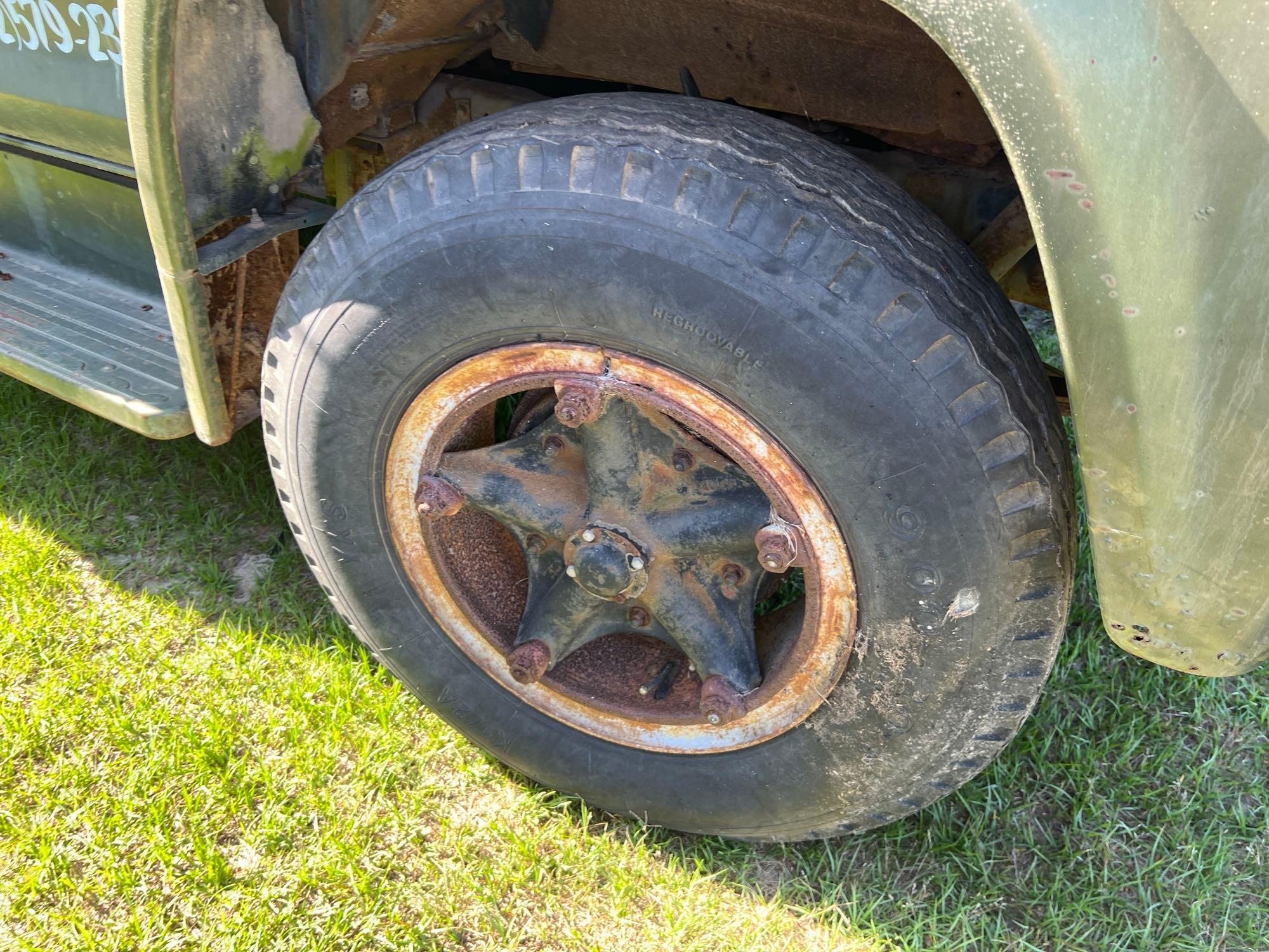 (INOP) 1976 FORD F600 T/A HYD DUMP FARM TRUCK