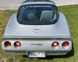 1982 Chevrolet Corvette Coupe, T-Tops