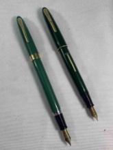 PAIR OF VINTAGE SHEAFFER FOUNTAIN PENS