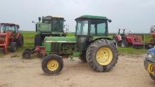 John Deere 2550 Salvage Tractor