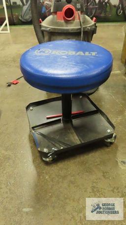 Kobalt roll about mechanics stool