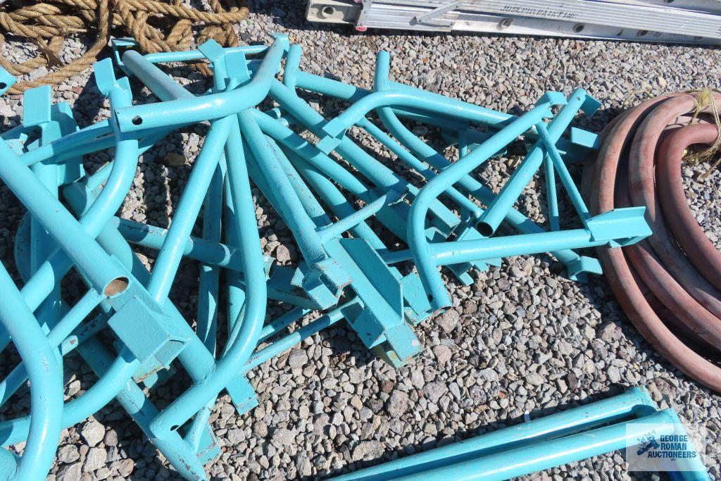 Lot of scaffolding pieces