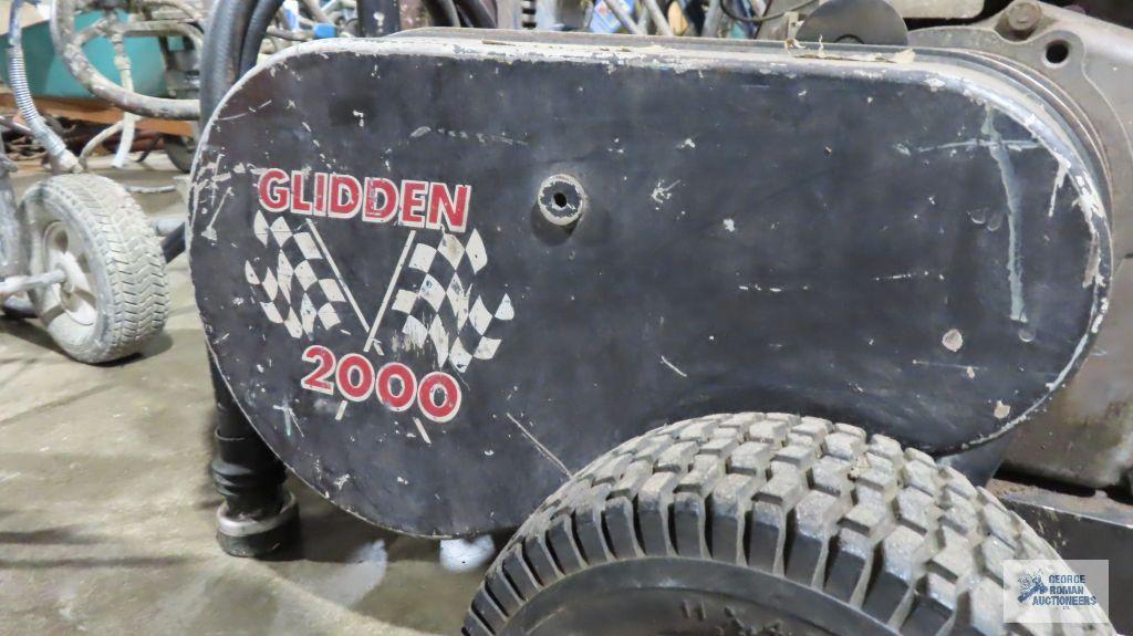 Glidden 2000 pressure washer with Wisconsin Robin engine. Missing air filter cover