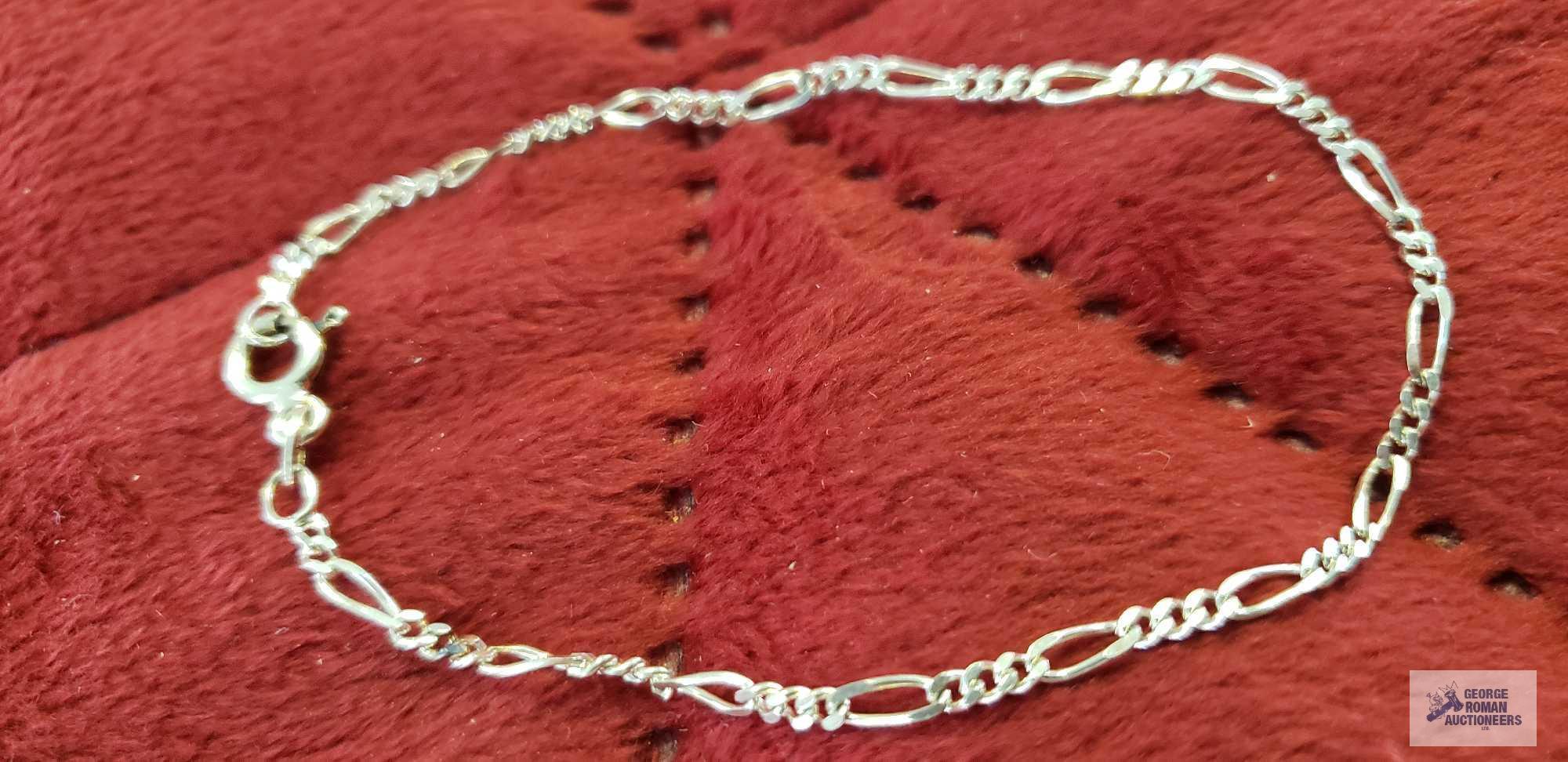 Silver colored link bracelet, marked 925 Milor Italy, approximate total weight is 1.78 G