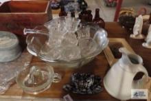 Miscellaneous pieces, including punch bowl set and cups. Decorative coffee cup wall hanging. Juicer.