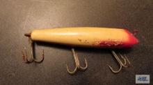Vintage wooden fishing lure