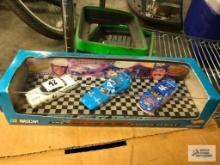 SET OF 3 HOT WHEELS AND PIXY STIX HOT WHEEL. SEE PICTURES.