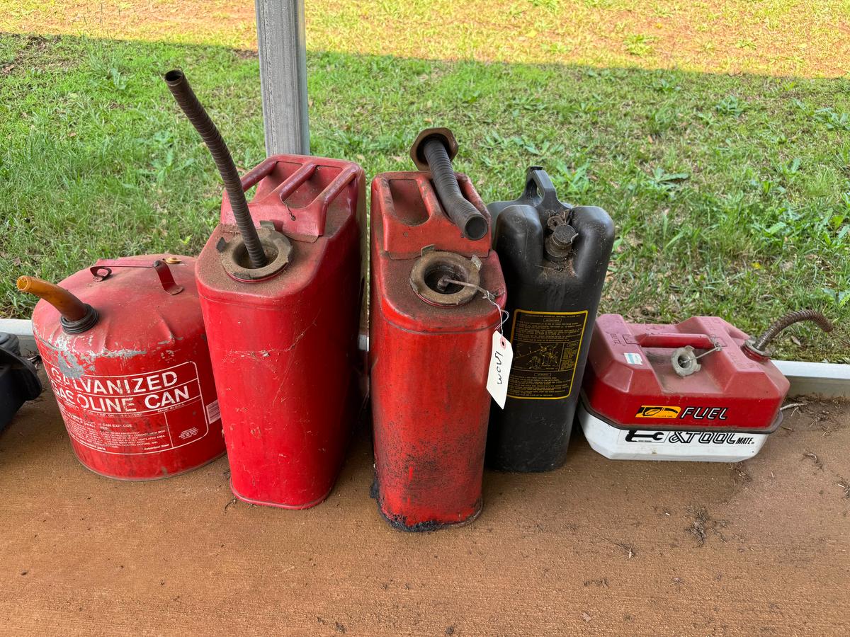 5 Vintage Style Gas Cans