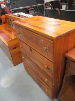 Pine Chest with 4 Drawers