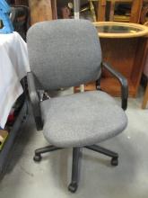 Adjustable Office Chair with Arms and Wheels