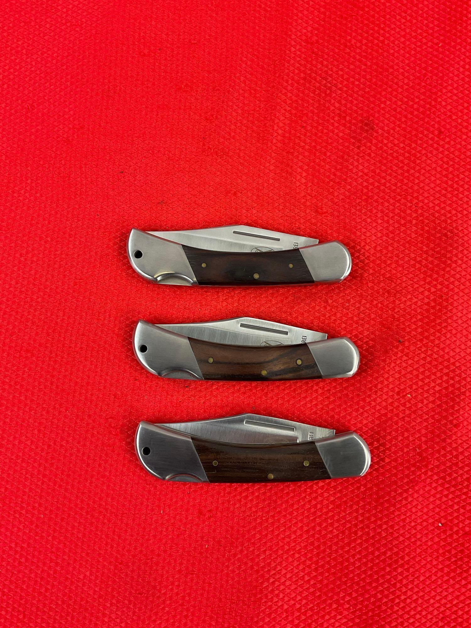 3 pcs Modern GW 3" Rostfrei Steel Folding Blade Pocket Knives Model GW10-425BPW. See pics.