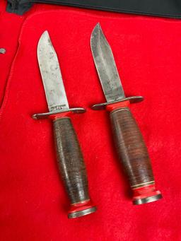 2x Vintage Craftsman USA Fixed Blade Knives in Leather Sheathes - Both Blades Are 5" Long - See p...