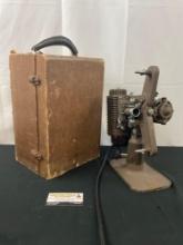 Vintage Revere Model 85 8mm Movie Projector, w/ Case