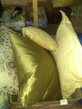 BL-Assorted Decorative Throw Pillows