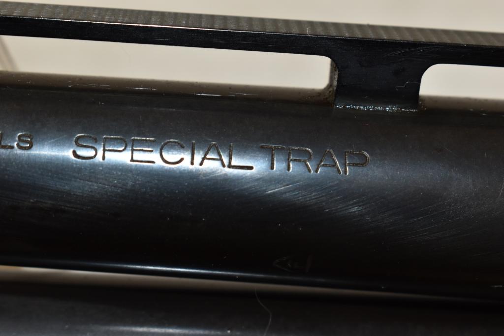 Gun. Remington 3200 12 ga Trap Shotgun