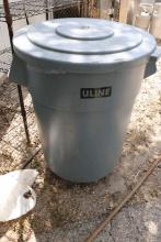 30 gallon Trash Cans