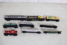 9 HO Train Cars Engine, 2 Tankers, 2 Flat Beds, +