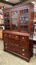 Craftique Cabinet