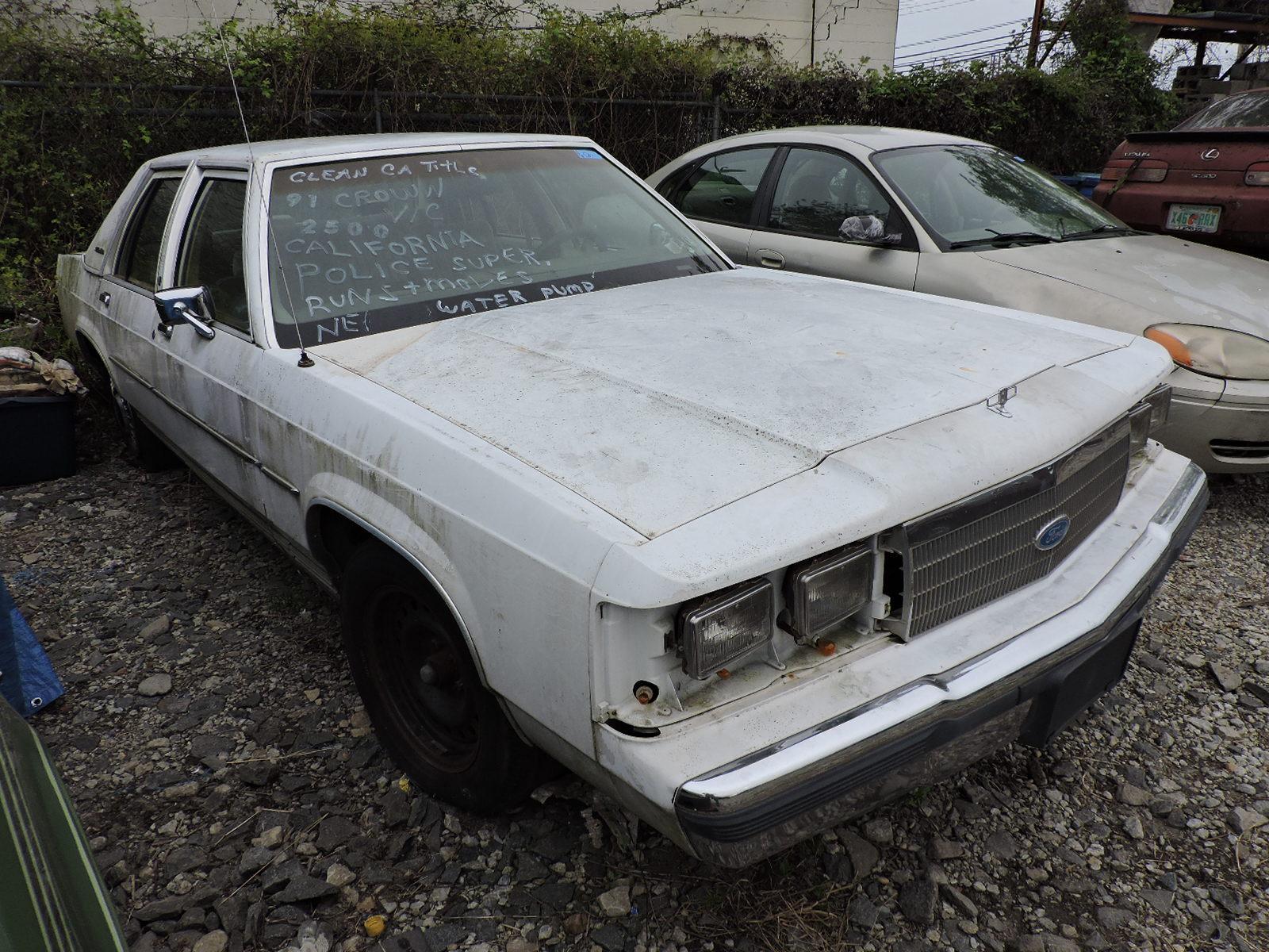 1991 Ford Crown Victoria Sedan - Former California Police Supervisors Car