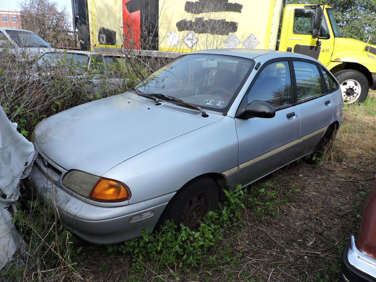 1995 Ford Aspire 4-Door Hatchback with 116K Miles