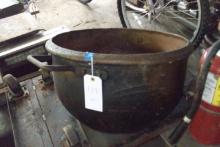 2 Metal 4 wheeled dollies+Large copper pot