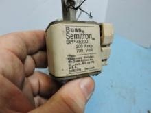 BUSS Semitron SPP-4E200 FUSE / 200 Amp / 700 Volt