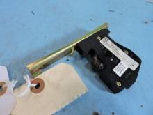 Square 'D' Electrical Interlock / 120v-600v / 6amp -- 1 Piece
