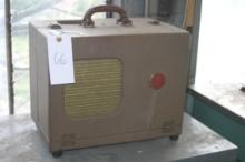 Kodak Kodascope Pageant sound Projector Super 40 shutter in orginal case