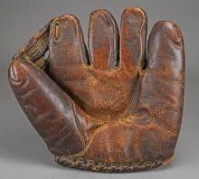 Antique "Bill Doak Professional Model"  Baseball Glove, Ca. 1922 by Rawlings