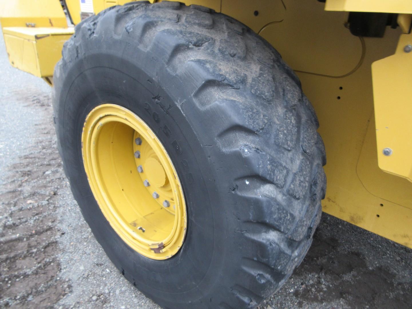 2018 Caterpillar 938M Rubber Tire Wheel Loader
