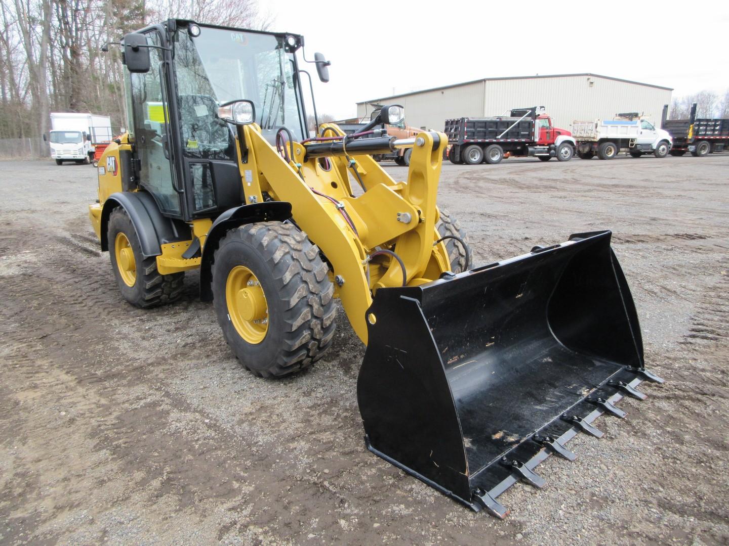 2022 Caterpillar 906M Rubber Tire Wheel Loader