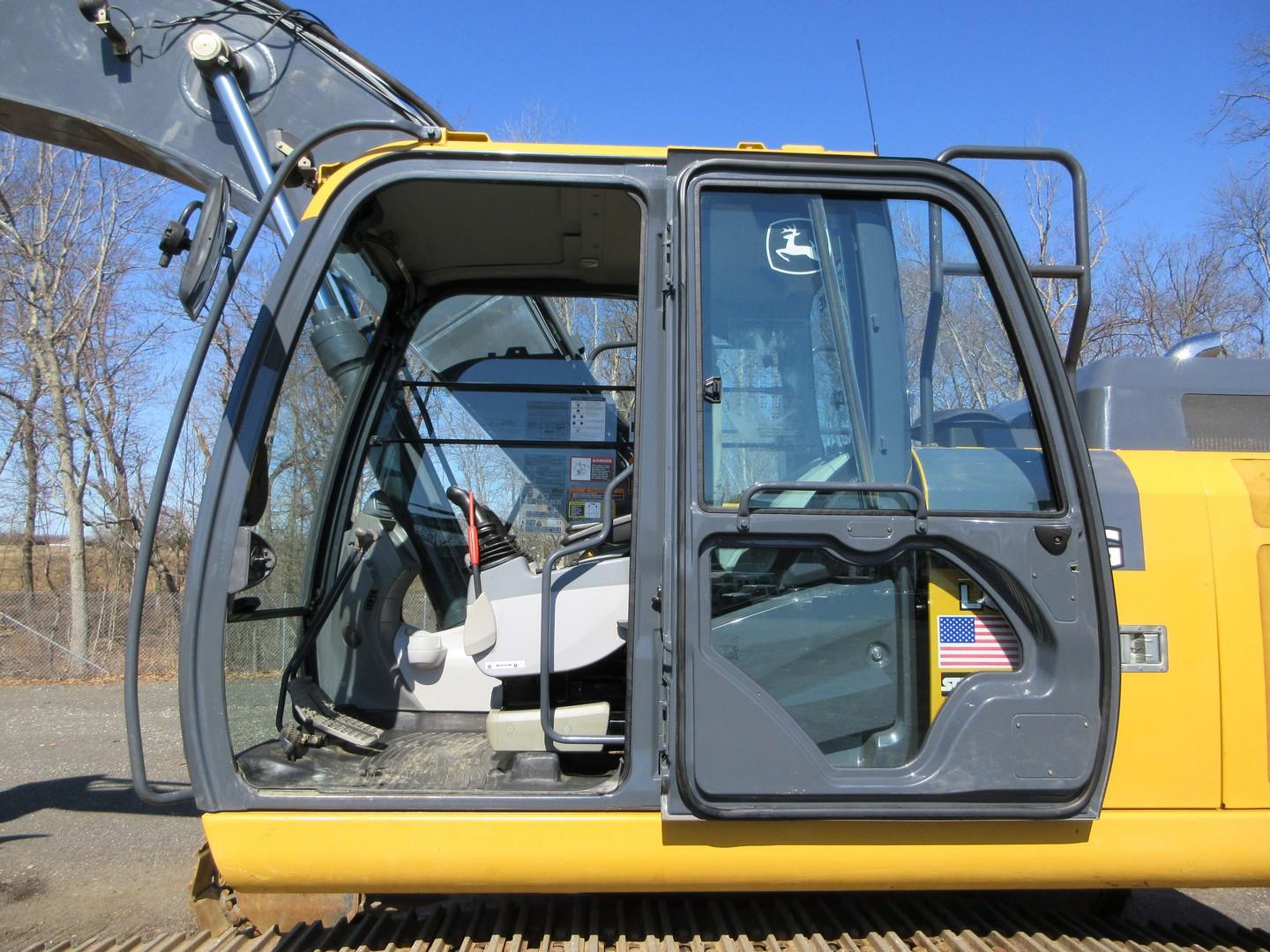 2018 John Deere 210GLC Hydraulic Excavator