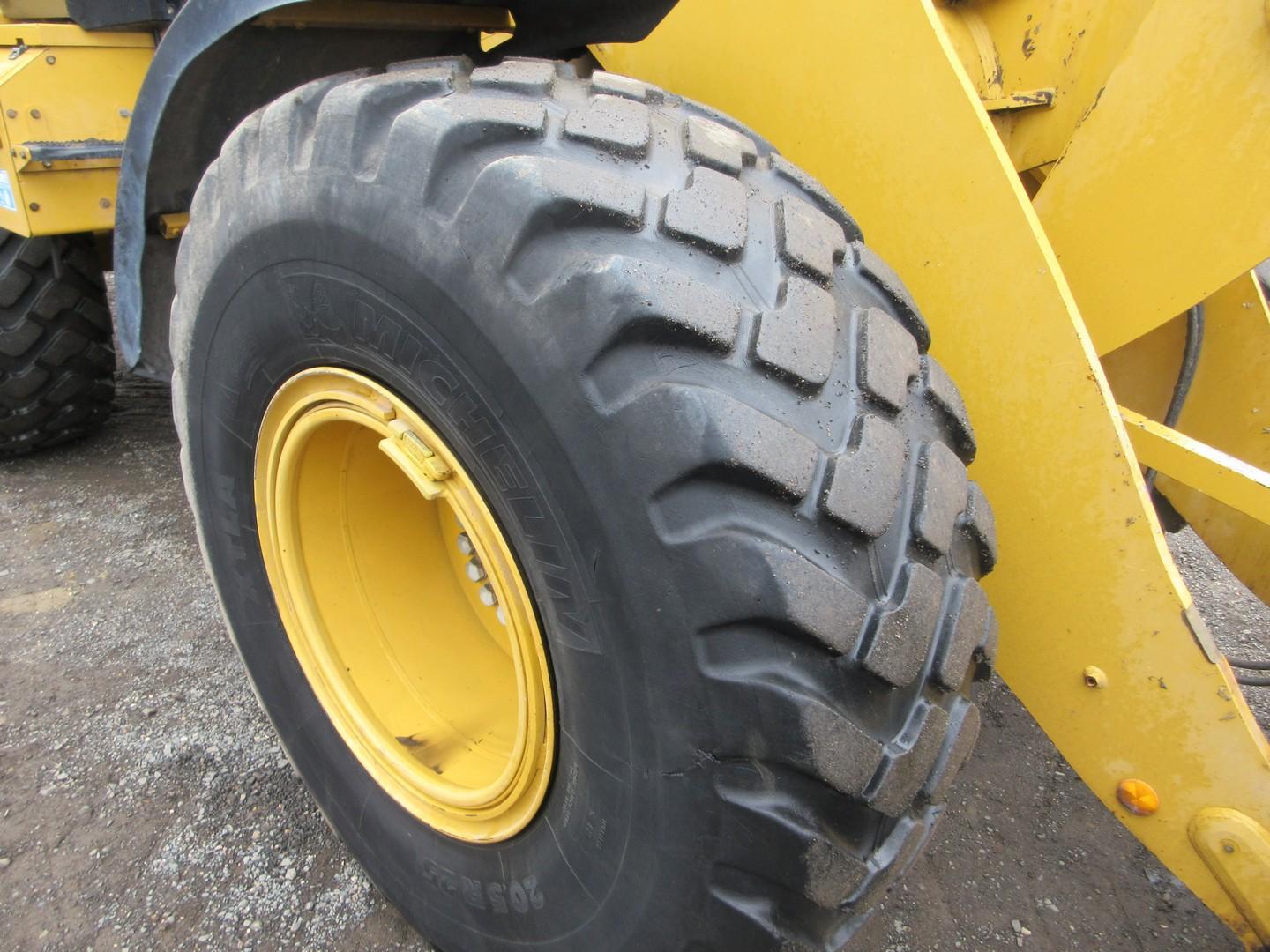 2017 Caterpillar 926M Rubber Tire Wheel Loader