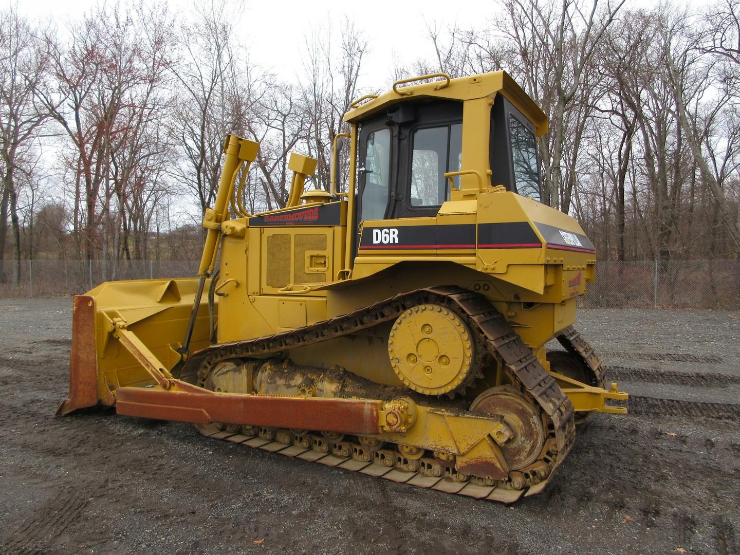 1997 Caterpillar D6R Crawler Dozer