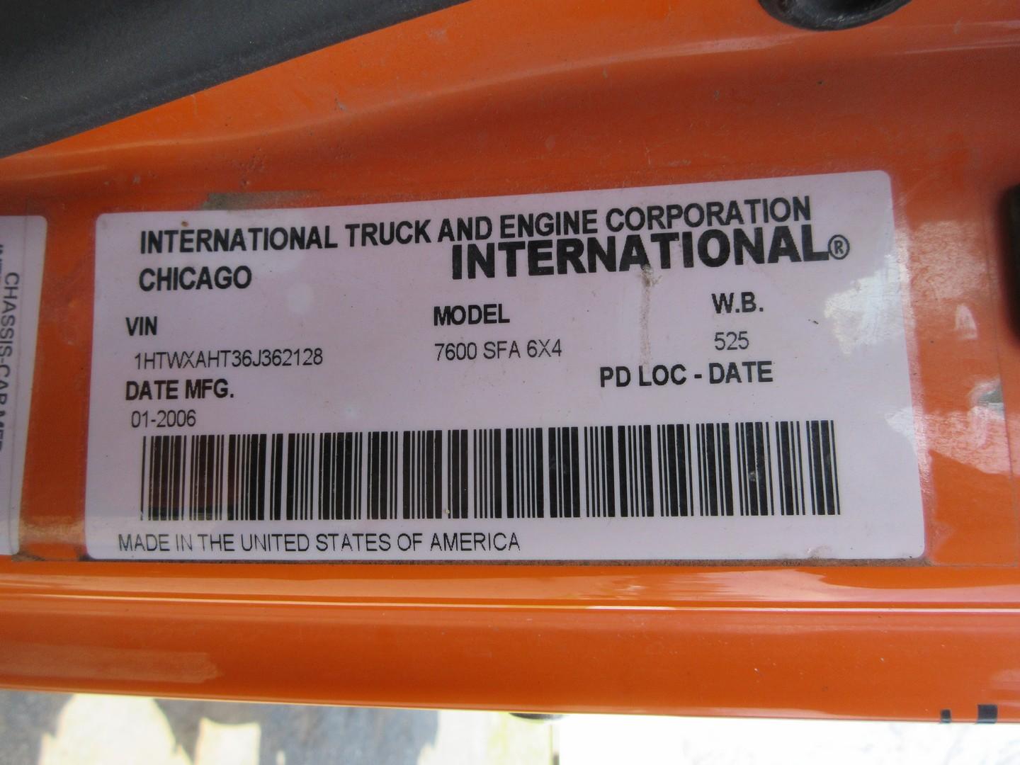 2006 International 7600 T/A Dump Truck