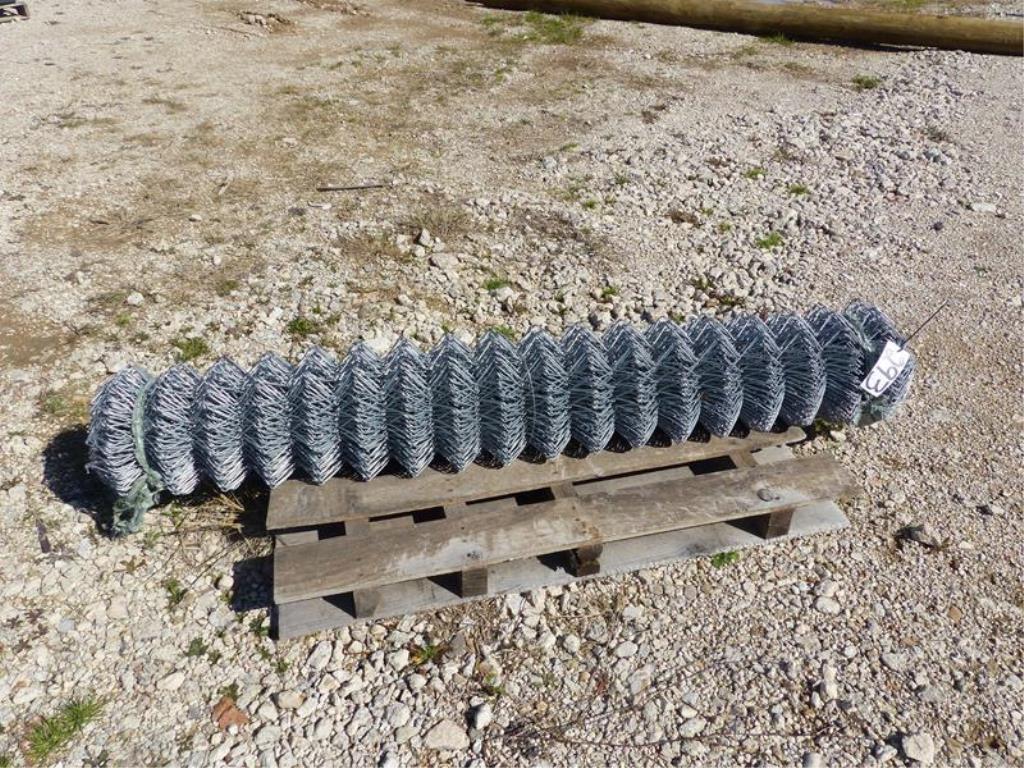 ROLL OF MESH WIRE FENCE