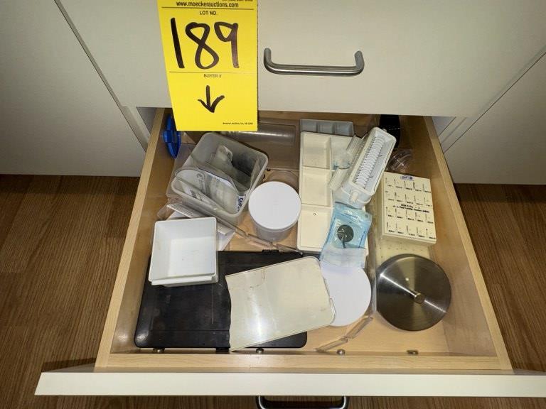 LOT CONSISTING OF DENTAL SUPPLIES IN TWO DRAWER