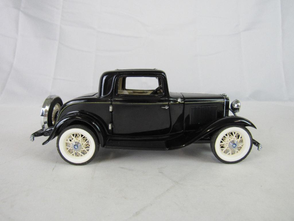 Frankline Mint 1:24 Diecast 1932 Ford Deuce Coupe