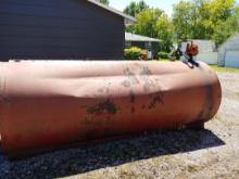 1,000 GALLON 110 VOLT FUEL TANK (has damge but does not leak ) located in Argyle, Mn. Area,