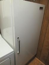 Sears Cold Spot Upright Freezer 15 Approx. 65" x 31 3/4" x 25" (Needs Defrosted)