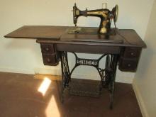 Early Antique Singer Sewing Machine Cast Iron Treadle Pedal Base w/ Logo In Walnut Veneer
