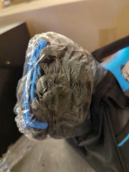GORILLA GRIP Large Gloves in 10 in. Speed Bag (20-Pack), MSRP 19.88, SEALED NEW