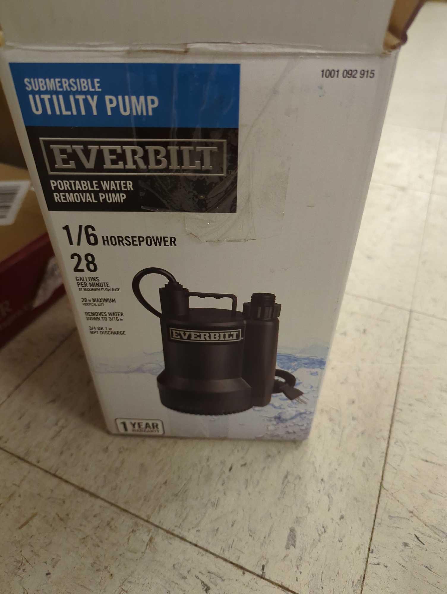 Everbilt 1/6 HP Plastic Submersible Utility Pump, Appears to be New Retail Price Value $109, Sold