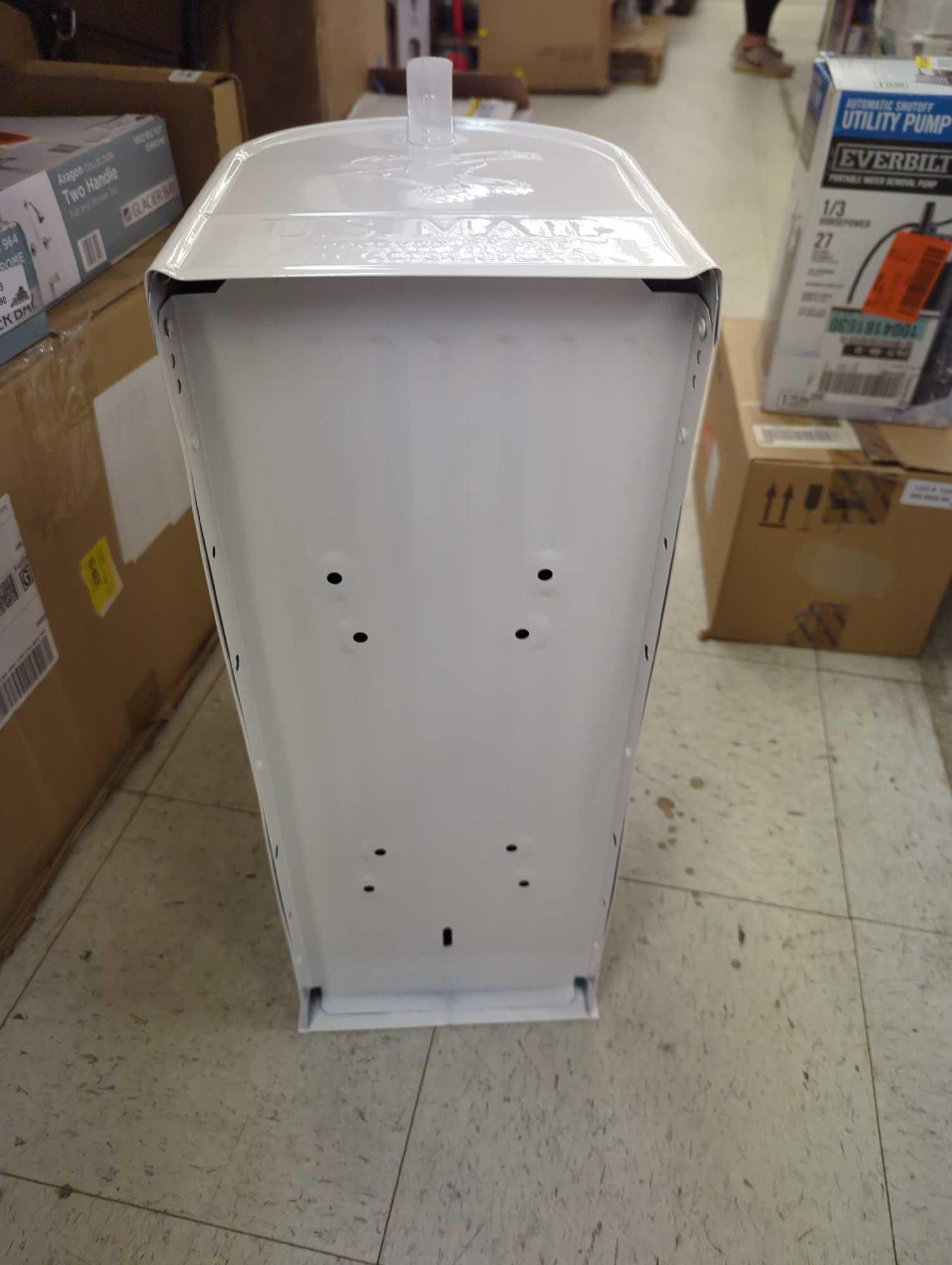 Architectural Mailboxes Elite White, Large, Steel, Post Mount Mailbox, Appears to be New Out of the
