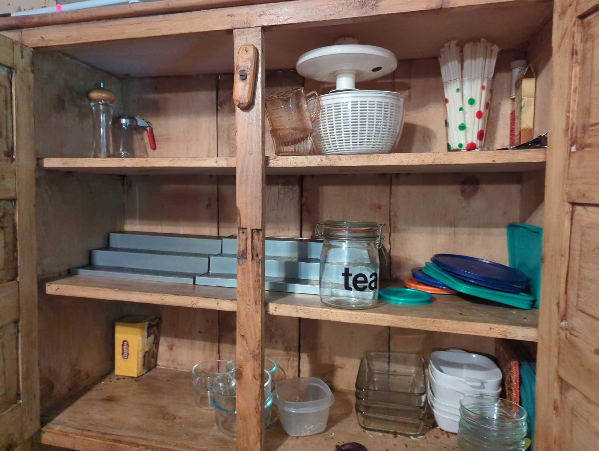 (DR) HOOSIER CABINET, WHITE OAK, DIMENSIONS - 74" H X 42" W X 22" D, ITEMS ON SHELVES NOT INCLUDED,