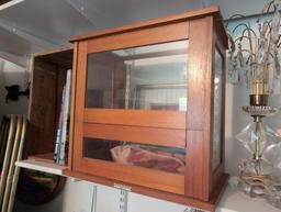 (BR2) SHELF LOT TO INCLUDE A REYNOLDS & BRANSON WOOD/GLASS LABORATORY DISPLAY CASE, PAIR OF VINTAGE